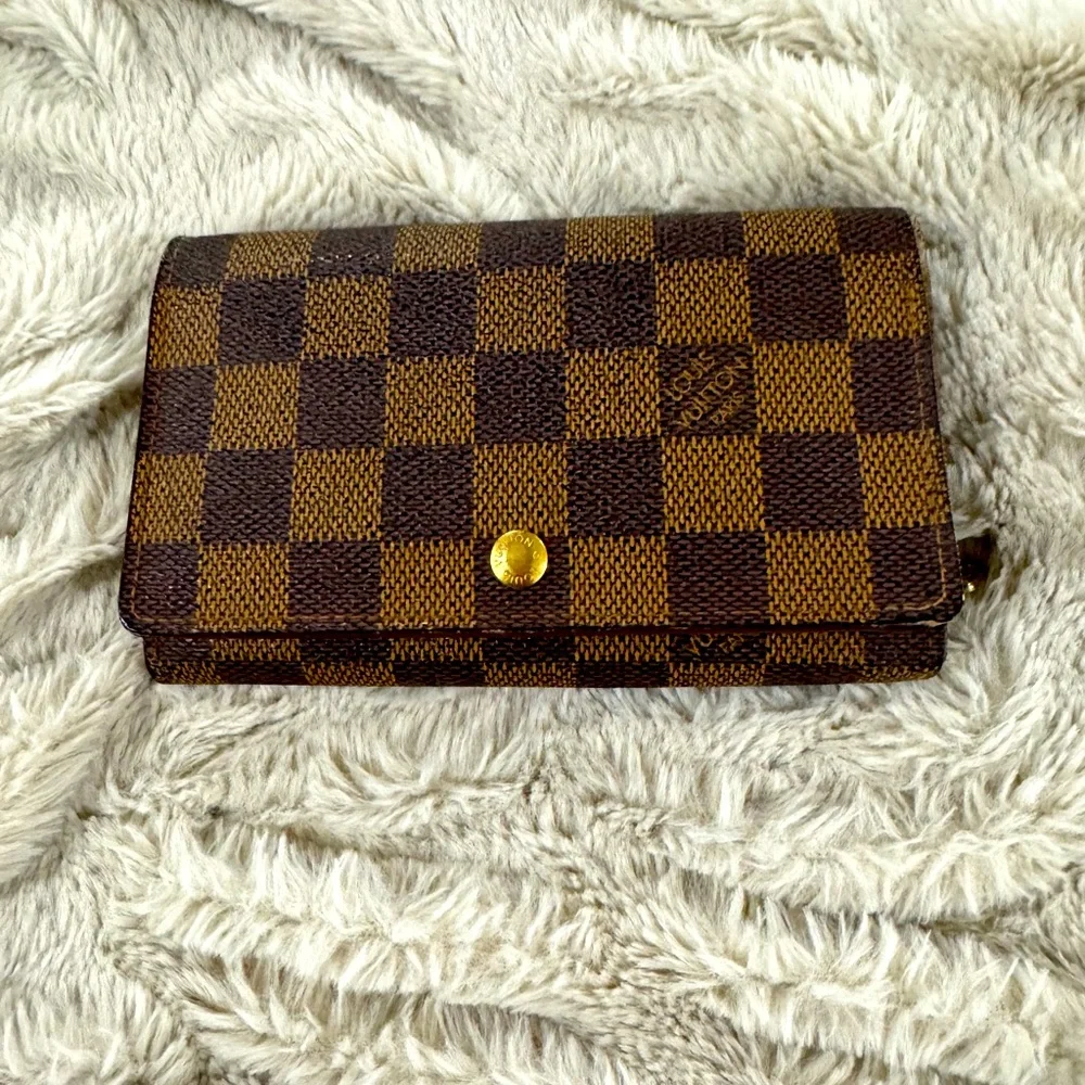 Louis Vuitton Damier Ebene Wallet | Classic Canvas | Authentic